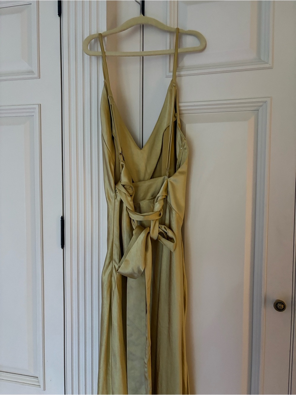 REVOLVE Gold Satin Halter Dress
Brand SNDYS - Picture 6 of 7